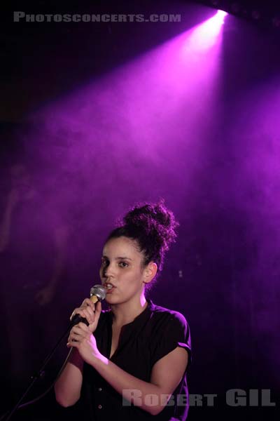 XENIA RUBINOS - 2013-12-10 - PARIS - La Maroquinerie - 